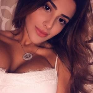 Meet your Posher, Ana paula